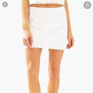 LILLY PULITZER | Tate White Eyelet Lace Mini Skirt Zipper Back Women’s Size 4